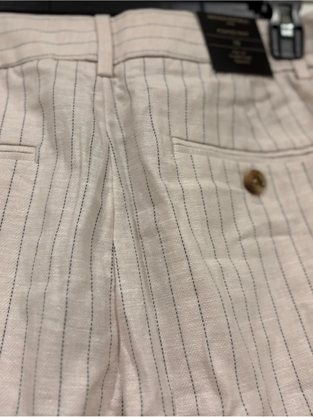 Banana Republic Light Beige Pinstripe Flat Front Men's Shorts